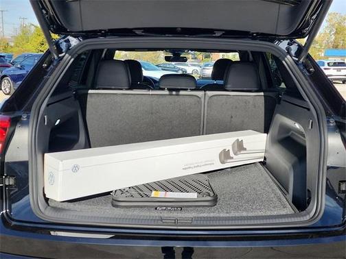 2026 Volkswagen Atlas Cross Sport 2.0T SE