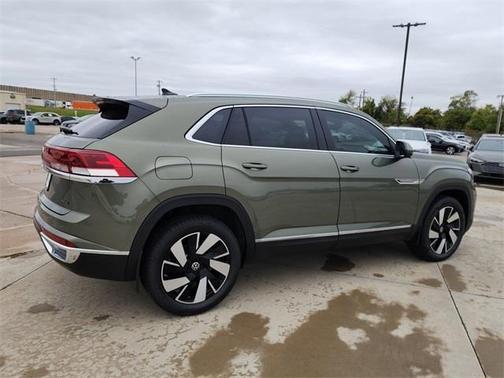 2026 Volkswagen Atlas Cross Sport 2.0T SEL