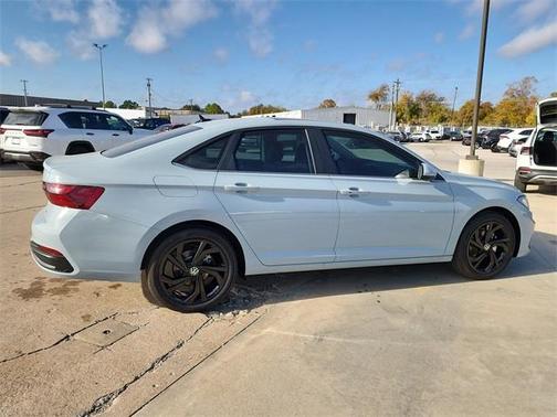 2026 Volkswagen Jetta 1.5T SE