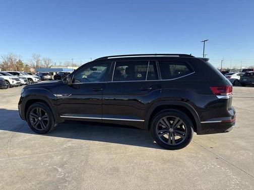 2021 Volkswagen Atlas 3.6 V6 SE w/ Technology R-Line