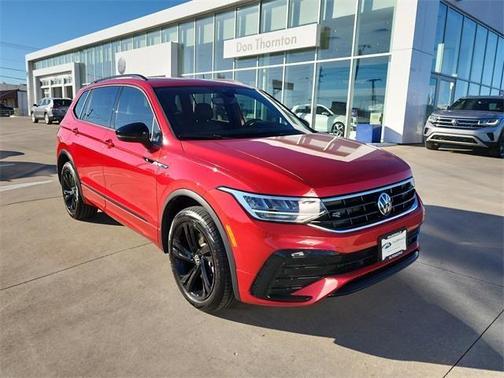2024 Volkswagen Tiguan 2.0T SE R-Line Black