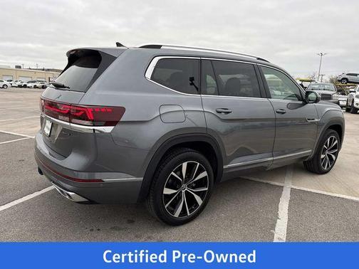 Platinum Gray Metallic 2025 Volkswagen Atlas 2.0T SEL Premium R-Line