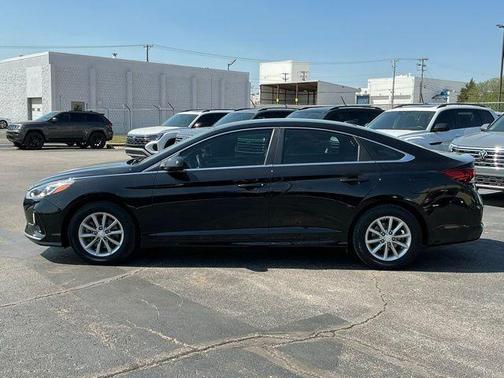 Phantom Black 2019 Hyundai SONATA SE