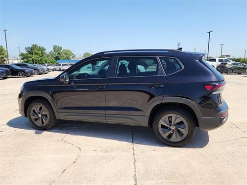 2025 Volkswagen Taos 1.5T S