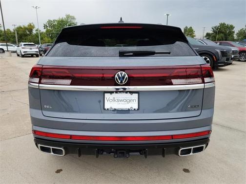 2024 Volkswagen Atlas Cross Sport 2.0T SEL R-Line