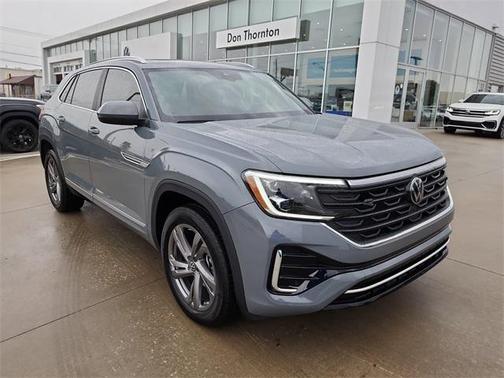 2024 Volkswagen Atlas Cross Sport 2.0T SEL R-Line