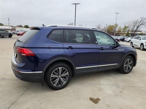 2024 Volkswagen Tiguan 2.0T Wolfsburg Edition