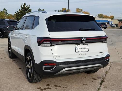 2025 Volkswagen Taos 1.5T SEL