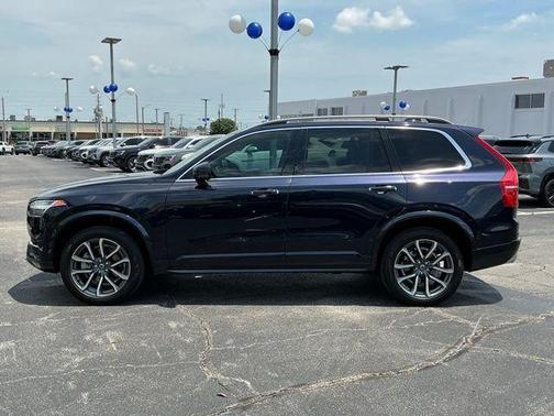 Magic Blue Metallic 2019 Volvo XC90 T6 Momentum