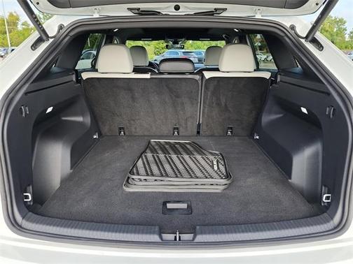 2025 Volkswagen Atlas Cross Sport 2.0T SEL Premium R-Line