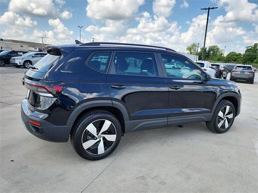 2025 Volkswagen Taos 1.5T S