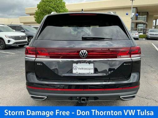 Deep Black Pearl Effect 2026 Volkswagen Atlas 2.0T SEL
