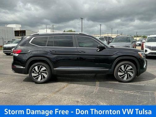 Deep Black Pearl Effect 2026 Volkswagen Atlas 2.0T SEL