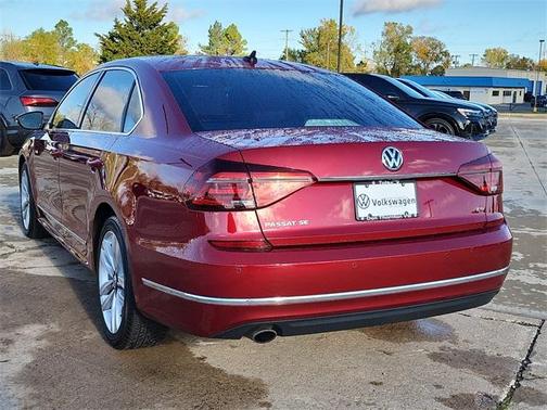 2017 Volkswagen Passat 1.8T SE w/Technology
