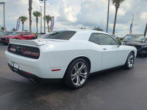 2022 Dodge Challenger GT