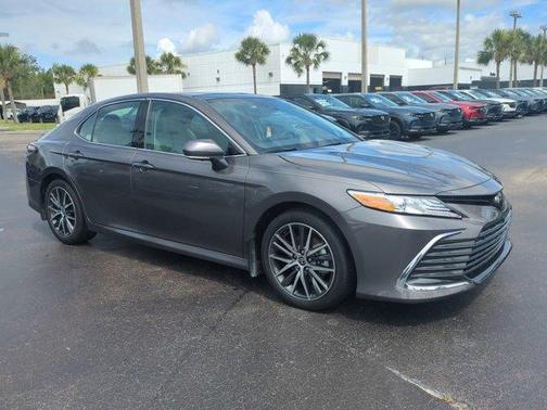 2023 Toyota Camry XLE