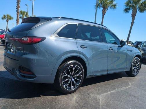 2025 Mazda CX-70 CX-70