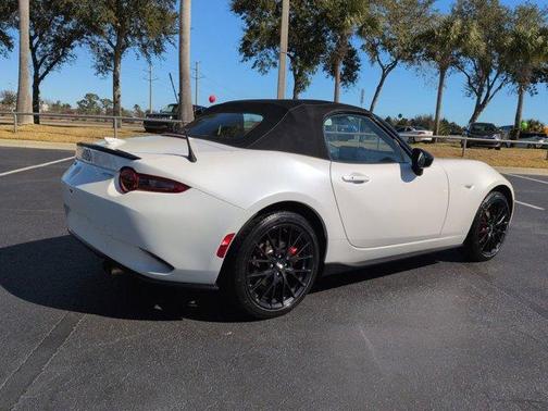 2023 Mazda MX-5 Miata Club