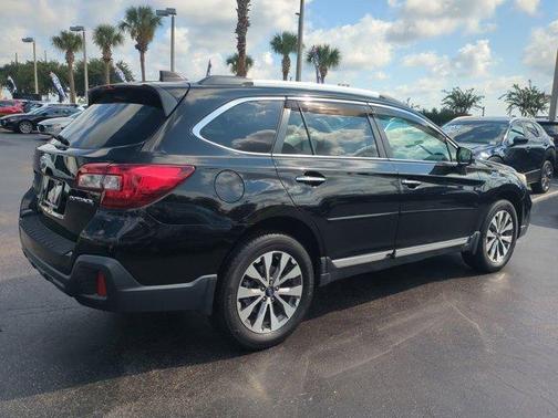 2018 Subaru Outback 2.5i Touring