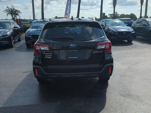 2018 Subaru Outback 2.5i Touring