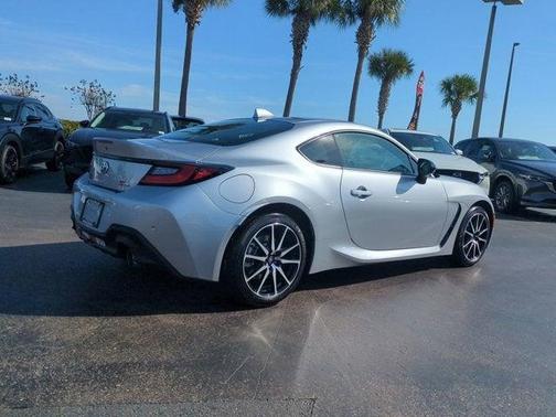 2025 Toyota GR86 Base