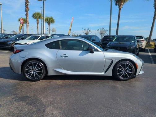 2025 Toyota GR86 Base