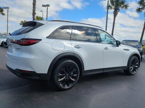 2025 Mazda CX-90 Premium
