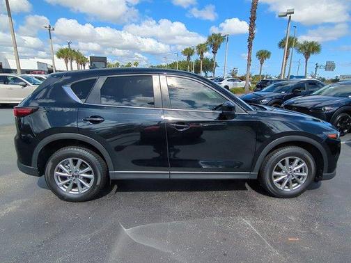 2022 Mazda CX-5 2.5 S Preferred Package
