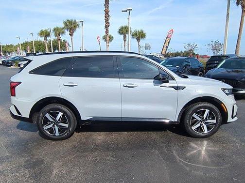 2023 Kia Sorento EX