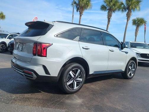 2023 Kia Sorento EX