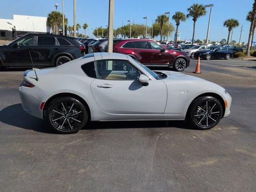 Aero Gray Metallic 2026 Mazda MX-5 Miata Grand Touring
