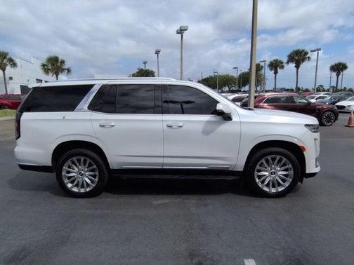 Crystal White Tri-Coat 2022 Cadillac Escalade Premium Luxury