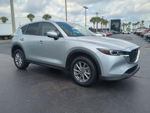 2022 Mazda CX-5 2.5 S Preferred Package