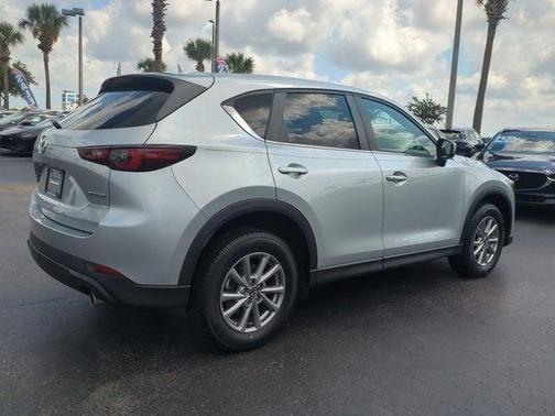 2022 Mazda CX-5 2.5 S Preferred Package