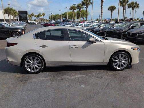 Platinum Quartz Metallic 2026 Mazda Mazda3 FWD w/Preferred Package