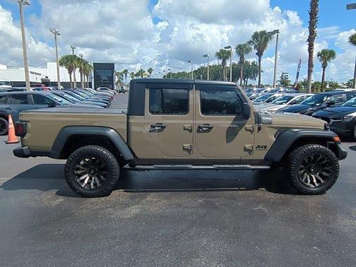 2020 Jeep Gladiator Sport