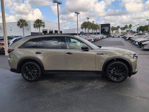 Zircon Sand Metallic 2026 Mazda CX-70 3.3 TURBO PREMIUM