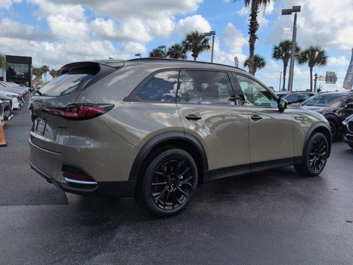 Zircon Sand Metallic 2026 Mazda CX-70 3.3 TURBO PREMIUM