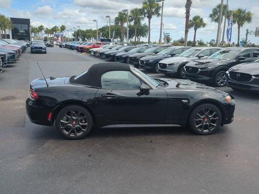 2017 FIAT 124 Spider Abarth