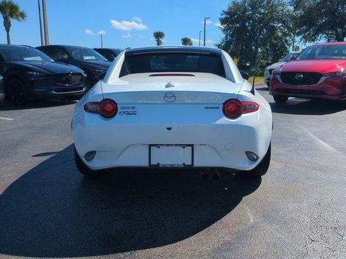 2022 Mazda MX-5 Miata RF Grand Touring