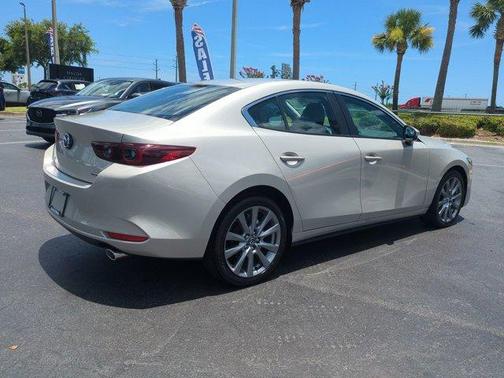 2025 Mazda Mazda3 FWD w/Preferred Package