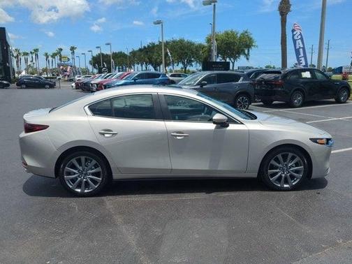 2025 Mazda Mazda3 FWD w/Preferred Package