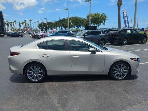2025 Mazda Mazda3 FWD w/Preferred Package
