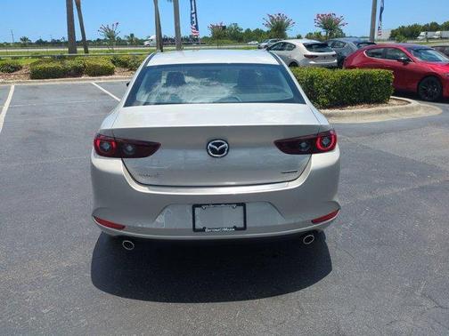 2025 Mazda Mazda3 FWD w/Preferred Package