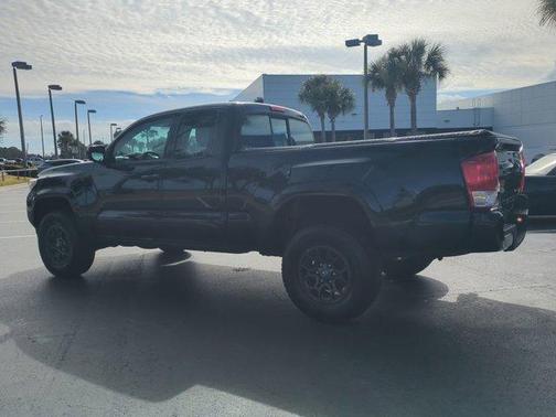 2016 Toyota Tacoma SR