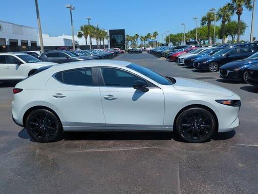 2025 Mazda Mazda3 FWD w/Select Package