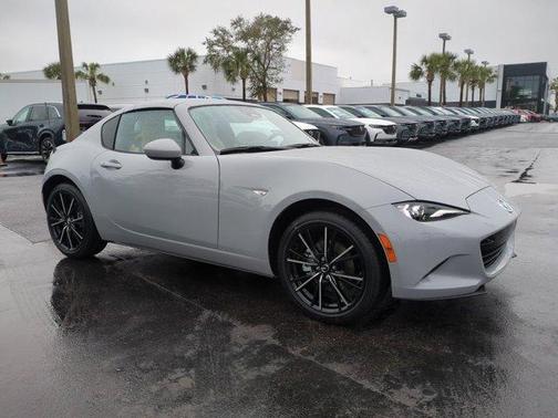 2025 Mazda MX-5 Miata RF Grand Touring