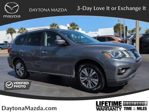 Gun Metallic 2020 Nissan Pathfinder SL