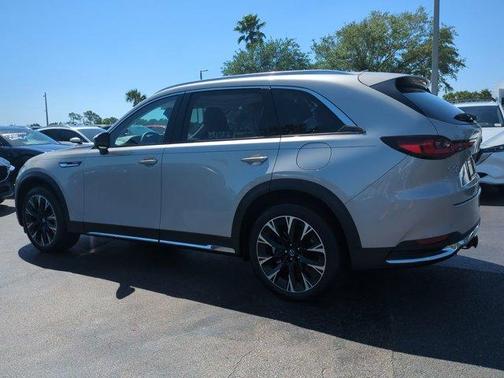 2025 Mazda CX-90 Premium Plus