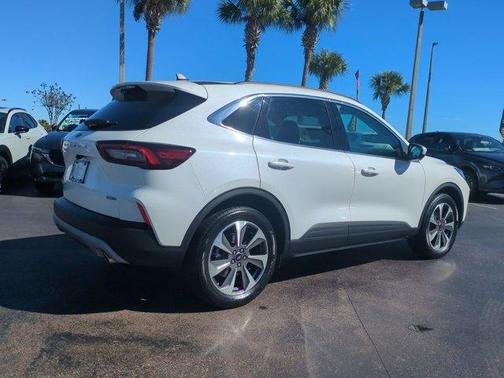 2024 Ford Escape Platinum